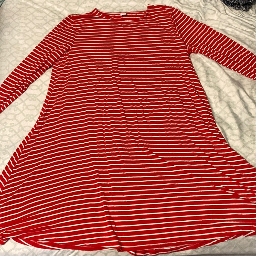 Long sleeve striped red and white dress